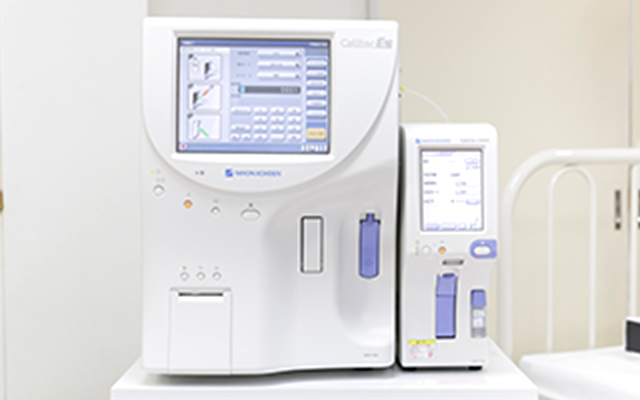 血球測定器・CRP測定器